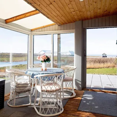 6 Person Holiday In L Kken *
